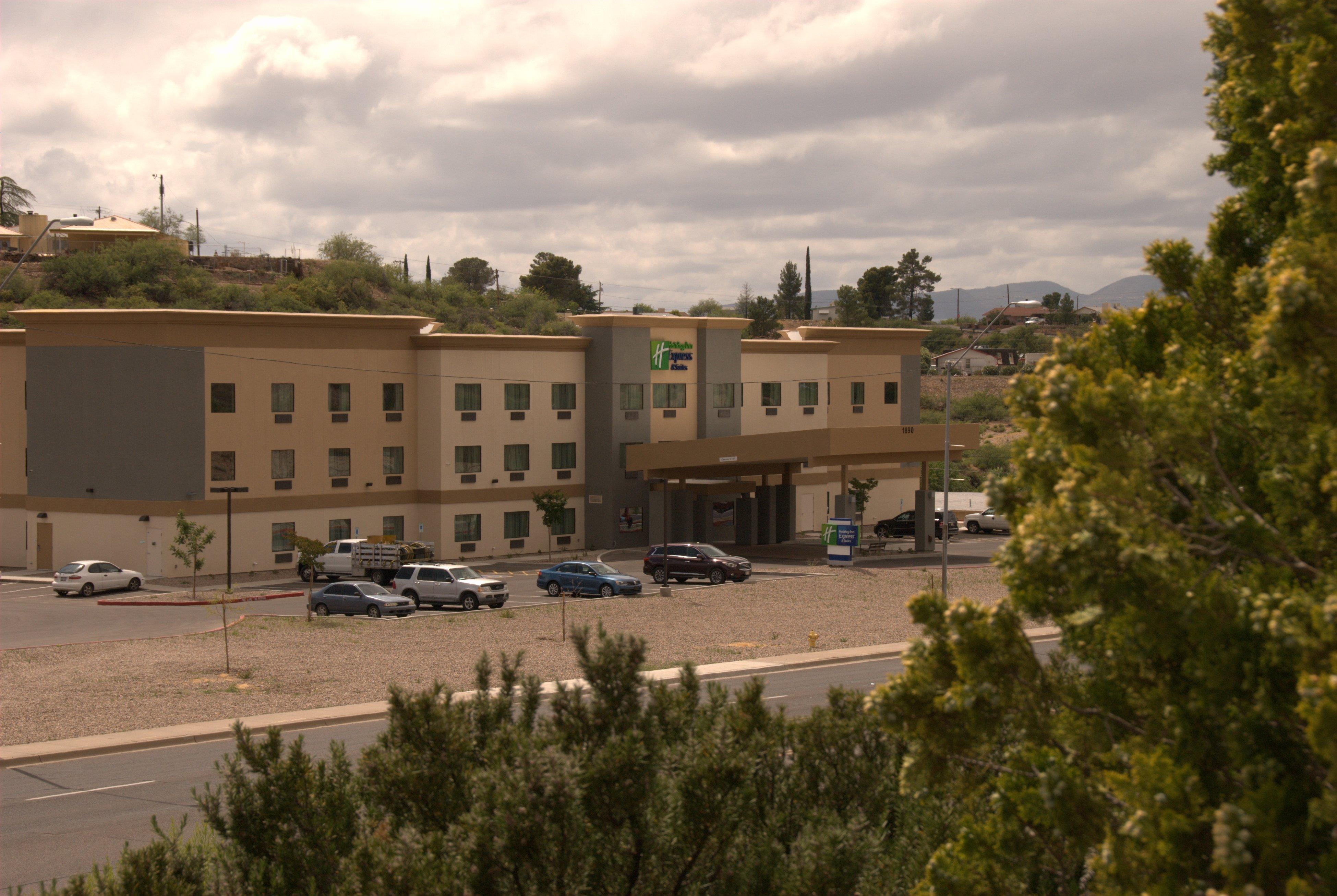 Holiday Inn Express & Suites Globe By Ihg Buitenkant foto